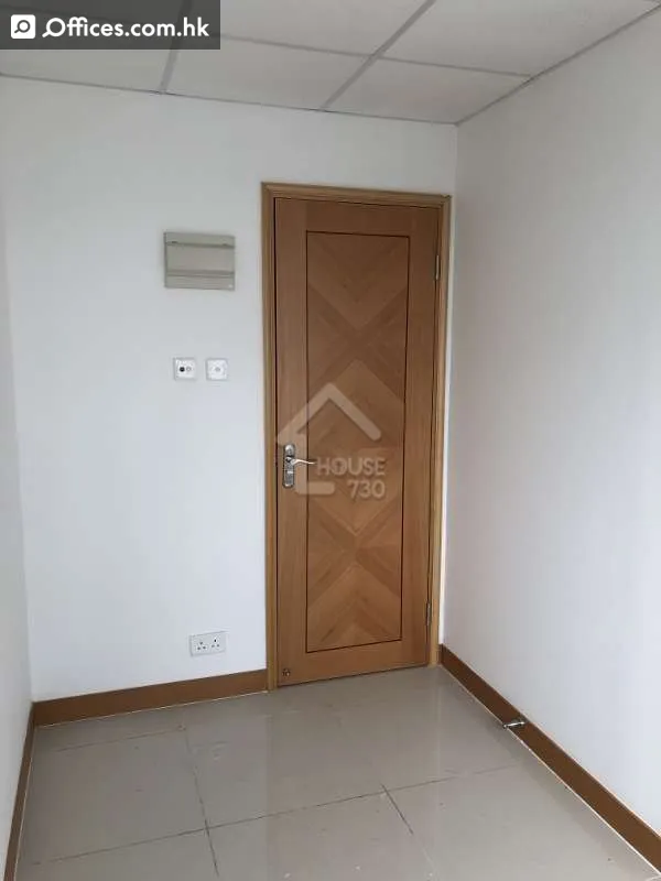 8 A Kung Ngam Village Lane