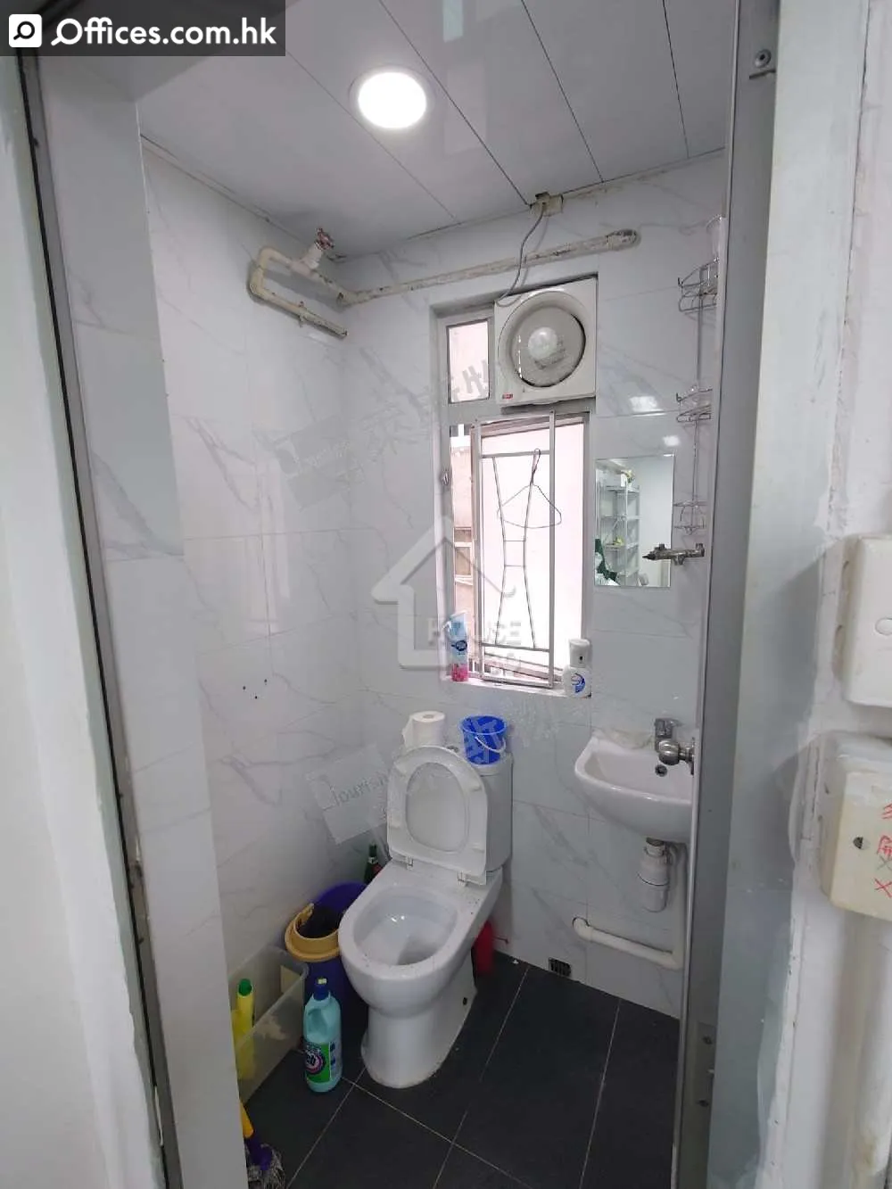 15-17 Shing Yip Street