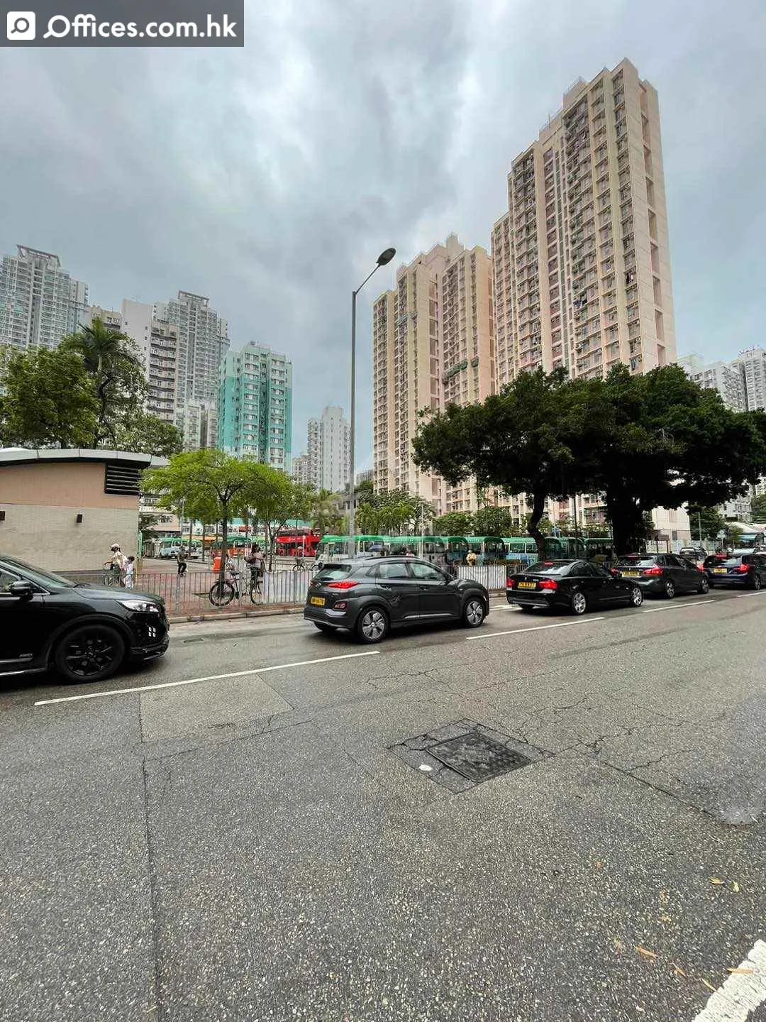 11-15 Fung Yau Street North