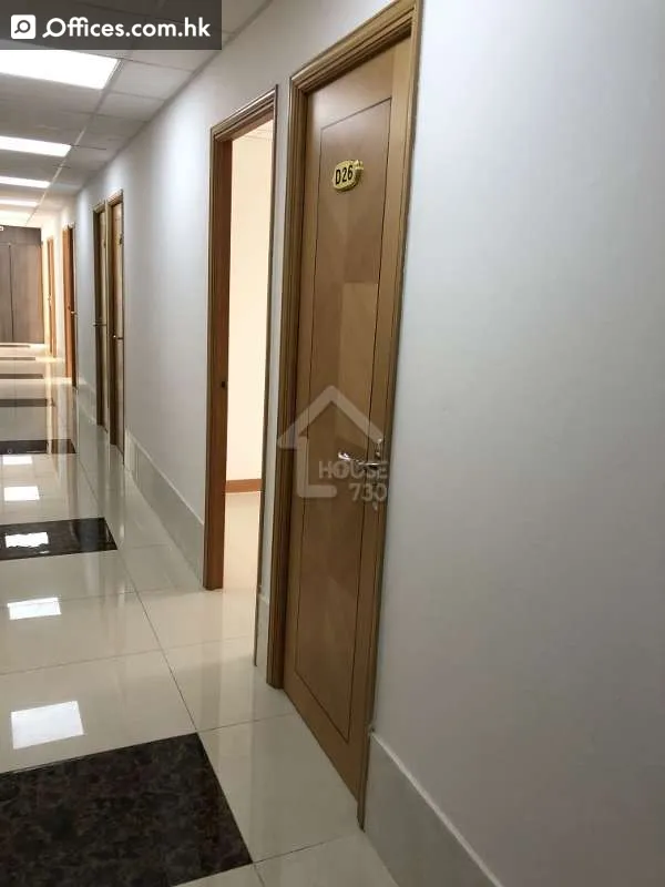 8 A Kung Ngam Village Lane