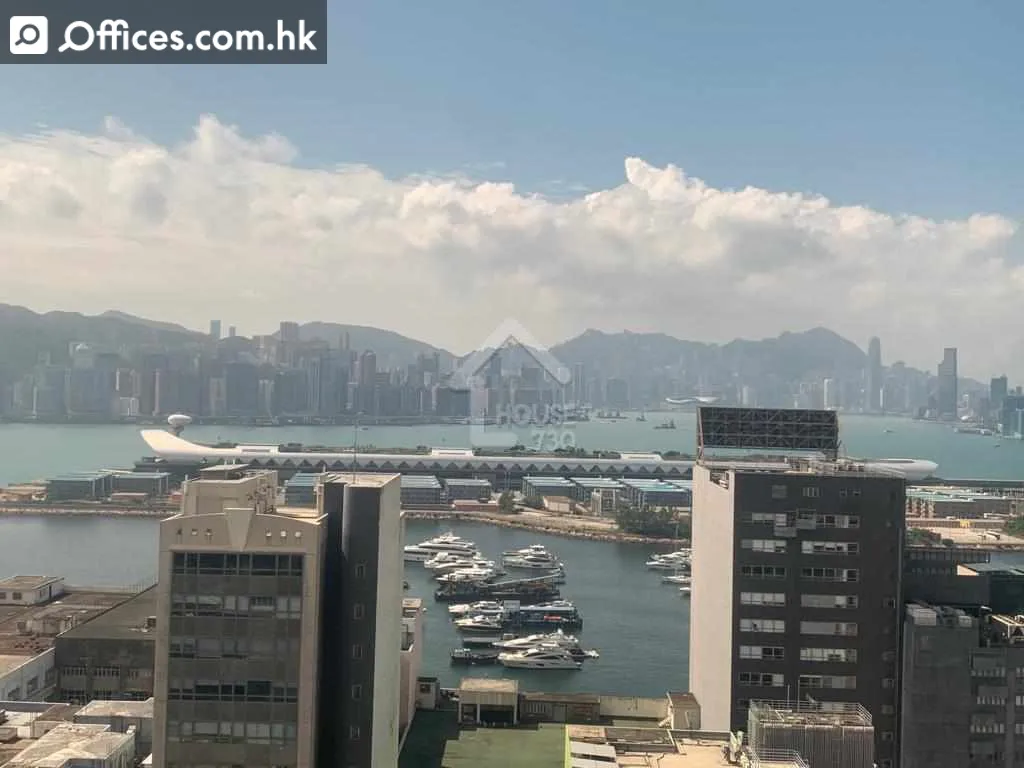 高层邮轮码头海景大厦